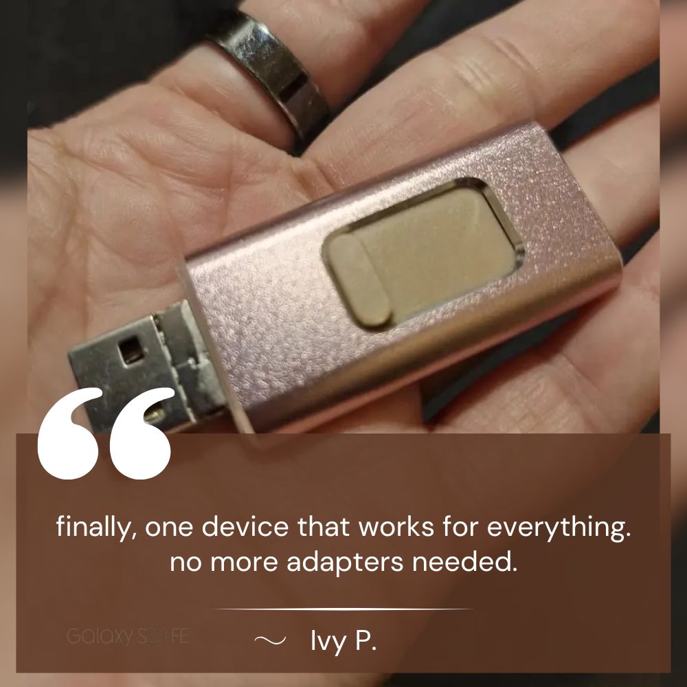 4-in-1 Multiport USB Flash Drive