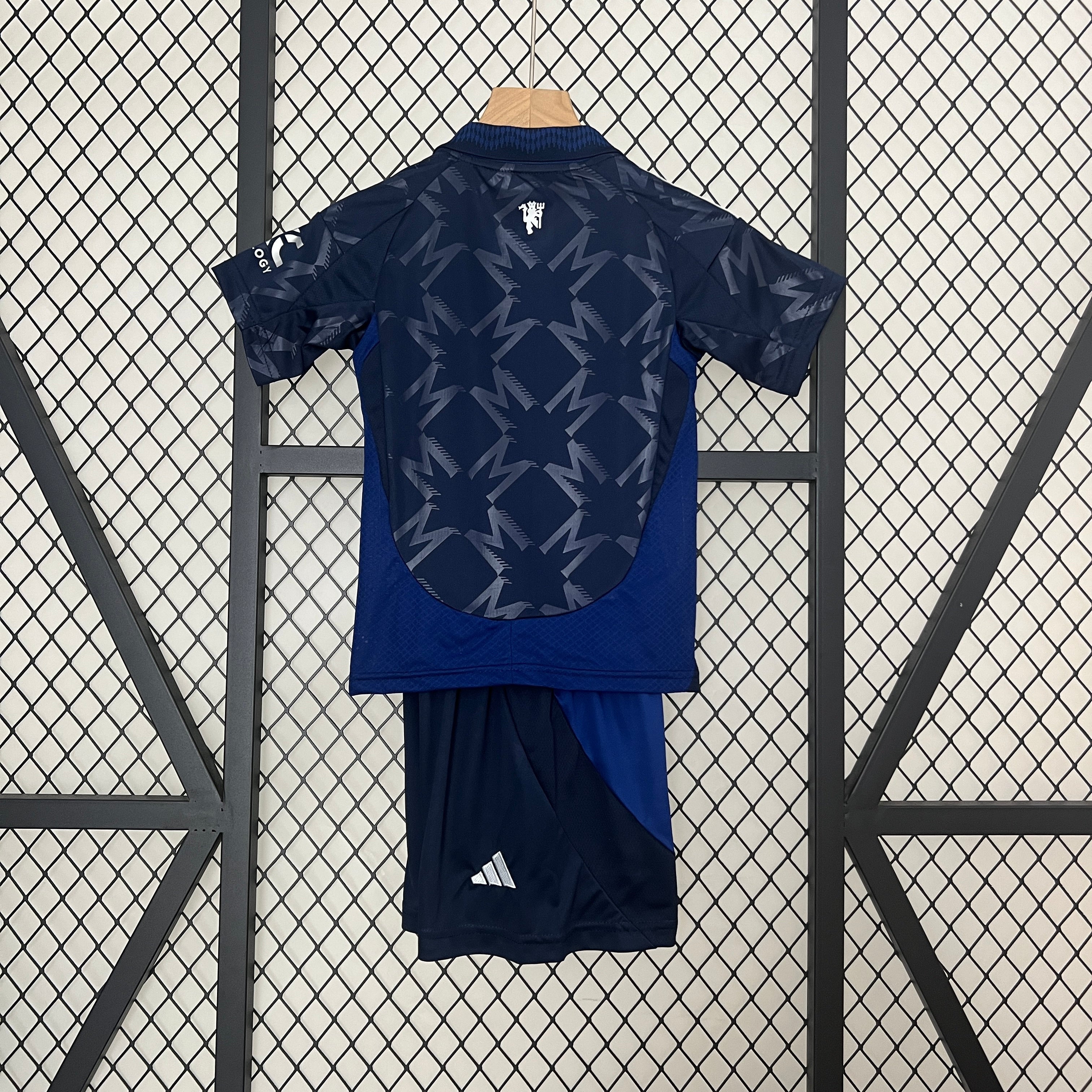 Manchester united 24 25 - Kids Football Kit Away