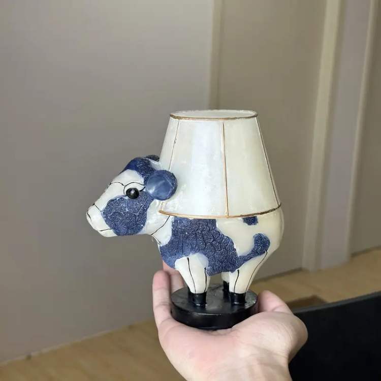 CowCraft LED Table Lamp