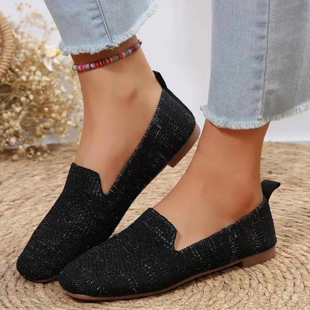 Lightweight Breathable Comfort Flats