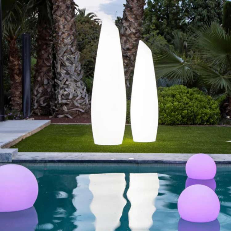 Eco-Friendly Illuminated Spherical Garden Light