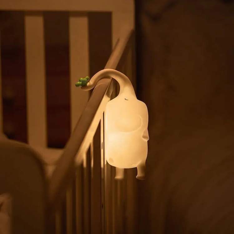 GlowElephant Night Light