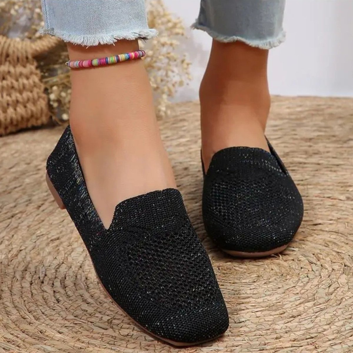 Lightweight Breathable Comfort Flats