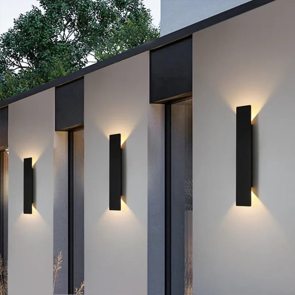 SleekWeather Outdoor Wall Light